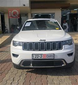 جیپ گراند شیرۆکی